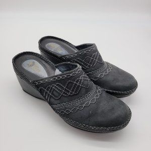 Clarks Artisan Collection Slides Mules Shoes Leather Upper Womens Size 8.5